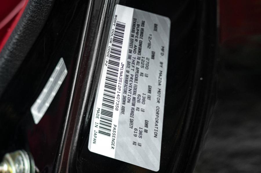  Mazda Miata Limited Edition (NA) 1993 года  (фото 86 из 121)